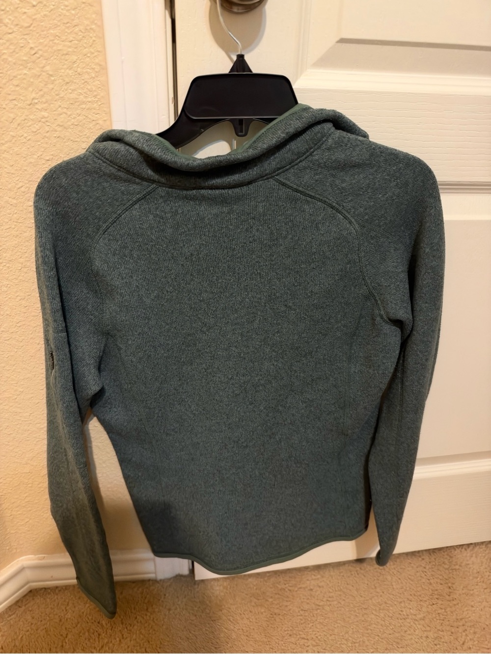 Patagonia Women's Dark Green Quarter-Zip Teddy Fleece Jacket - Picture 3 of 3